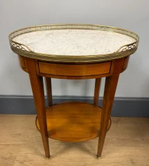 Oval bouillotte table