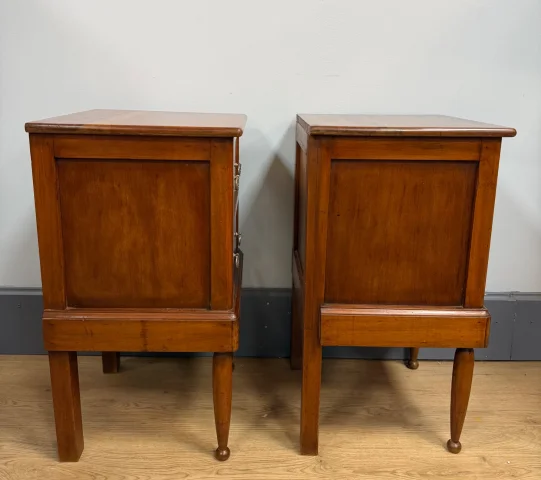 Pair of cubic-form bedside tables — Very good condition