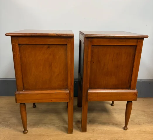 Pair of cubic-form bedside tables — Very good condition