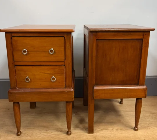 Pair of cubic-form bedside tables — Very good condition