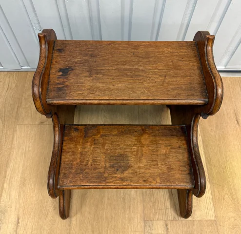 Small library step stool