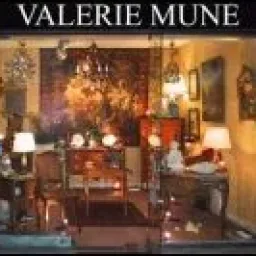 Valerie Mune- Reves Et Realite Sarl