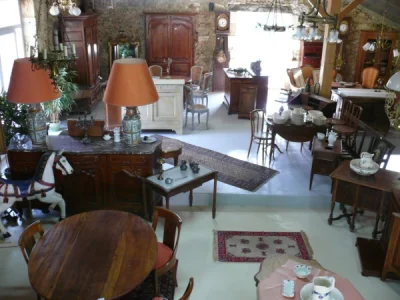 Albert Antiquites