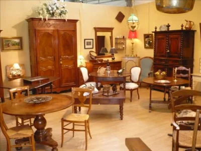 A LA VIEILLE CURE ANTIQUITES