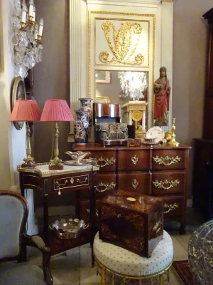 Ecritoire Antiquites Poidras jean-luc